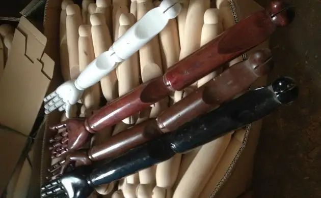 
Flexible Manikin Artist Wooden Hand Model 