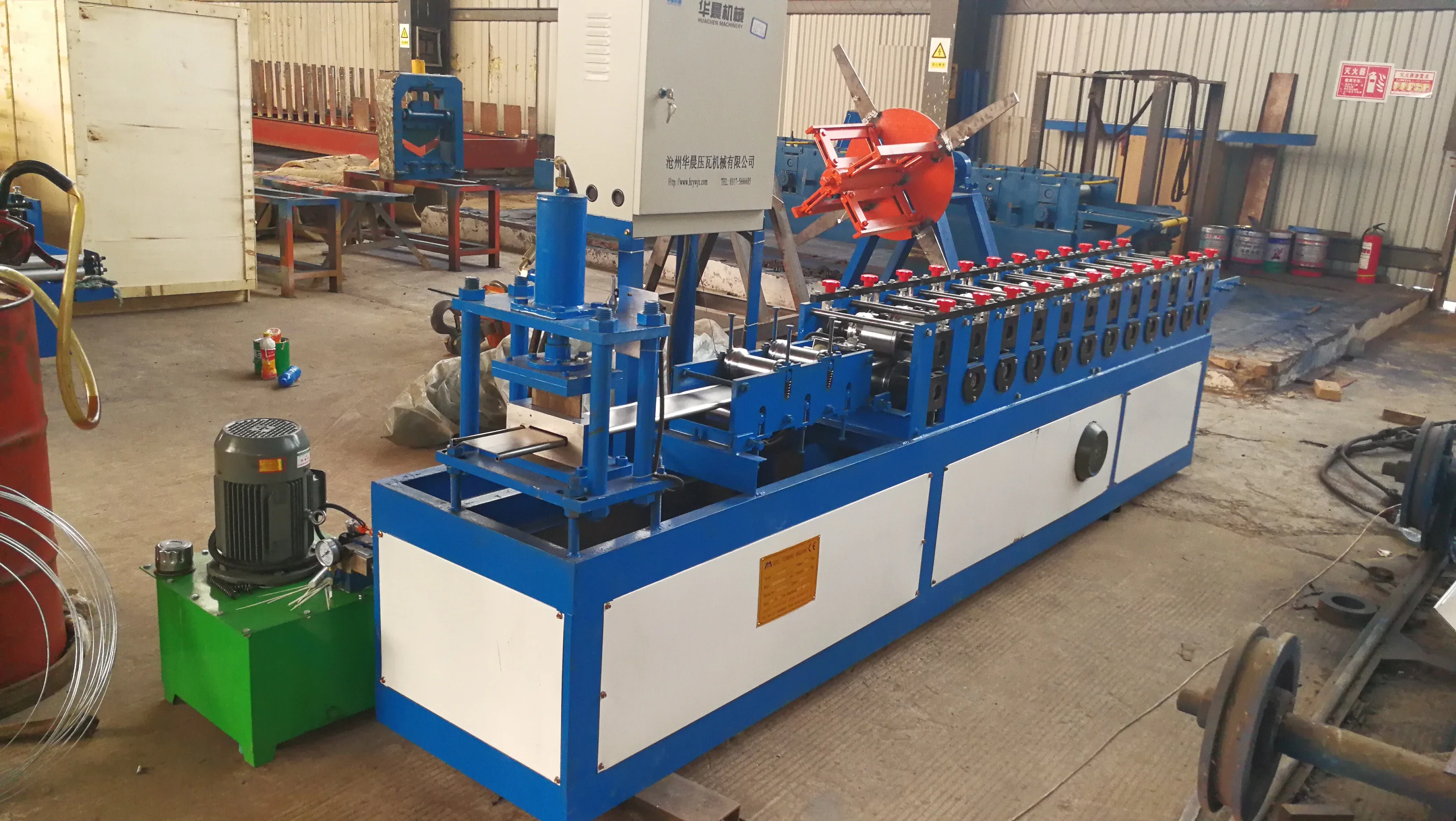 15*125 новые продукты, оцинкованная стальная роликовая Направляющая для затвора, профильная роликовая дверная формовочная машина