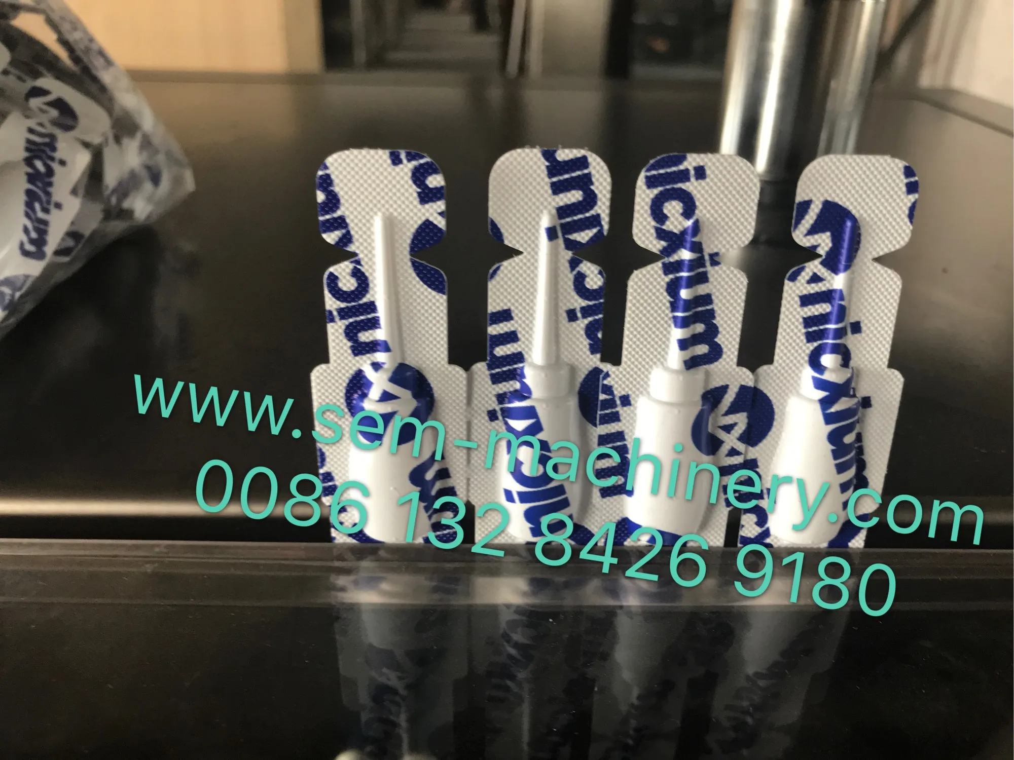 
Single Dose Electronic Cigarettes E Liquid 1ml Ampoule Filling and Sealing Machine Electric United States SEM Long Service Life 