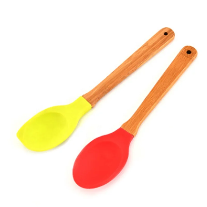 Classical red/yellow silicone head wooden handle spoonula and spoon set for making salad