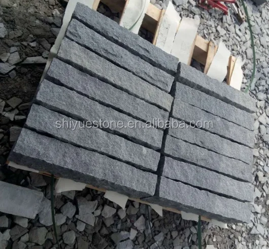 
Padang Dark G654 Granite Curbstone, Kerbstone 
