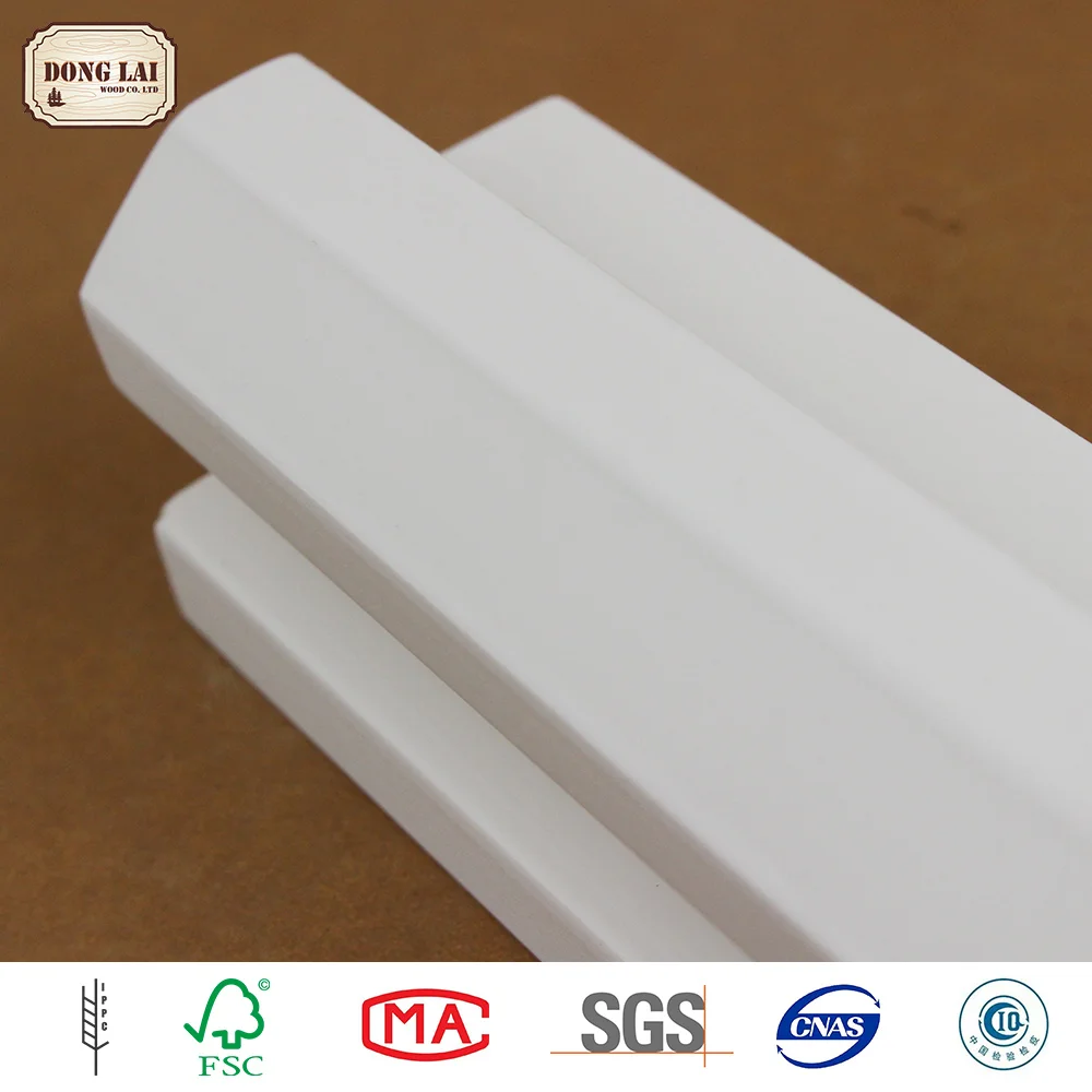 Водонепроницаемая грунтованная отделка из сосновой древесины для украшения дома