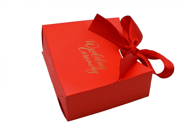 
China Manufactures small White Luxury Carrier Wedding jewelry candy Custom Logo Printed Paper Gift Bag With Handle and ribbon 