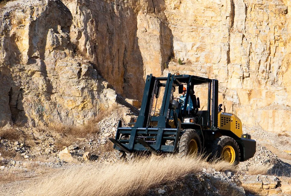 hot in sale all terrian forklift, Rough   Forklift  with china /CUMMINS/YANMAR engine