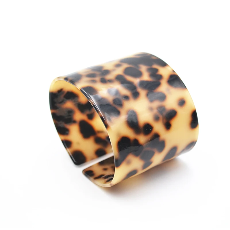 
engraving logo bracelet wide bangles for lady big acrylic tortoise bracelet women accessories jewelry resin tortise shell bangle 