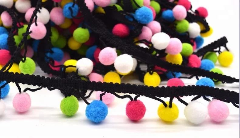 Manufacturer Wholesale 3cm Pompom Trimmings For Swimwear