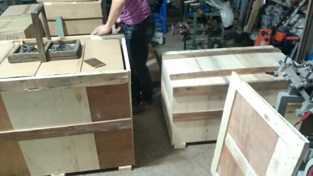 Sweater Linking Machine