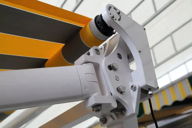 Outdoor Sun Rain Protect Electric Folding Arm System Retractable Awning
