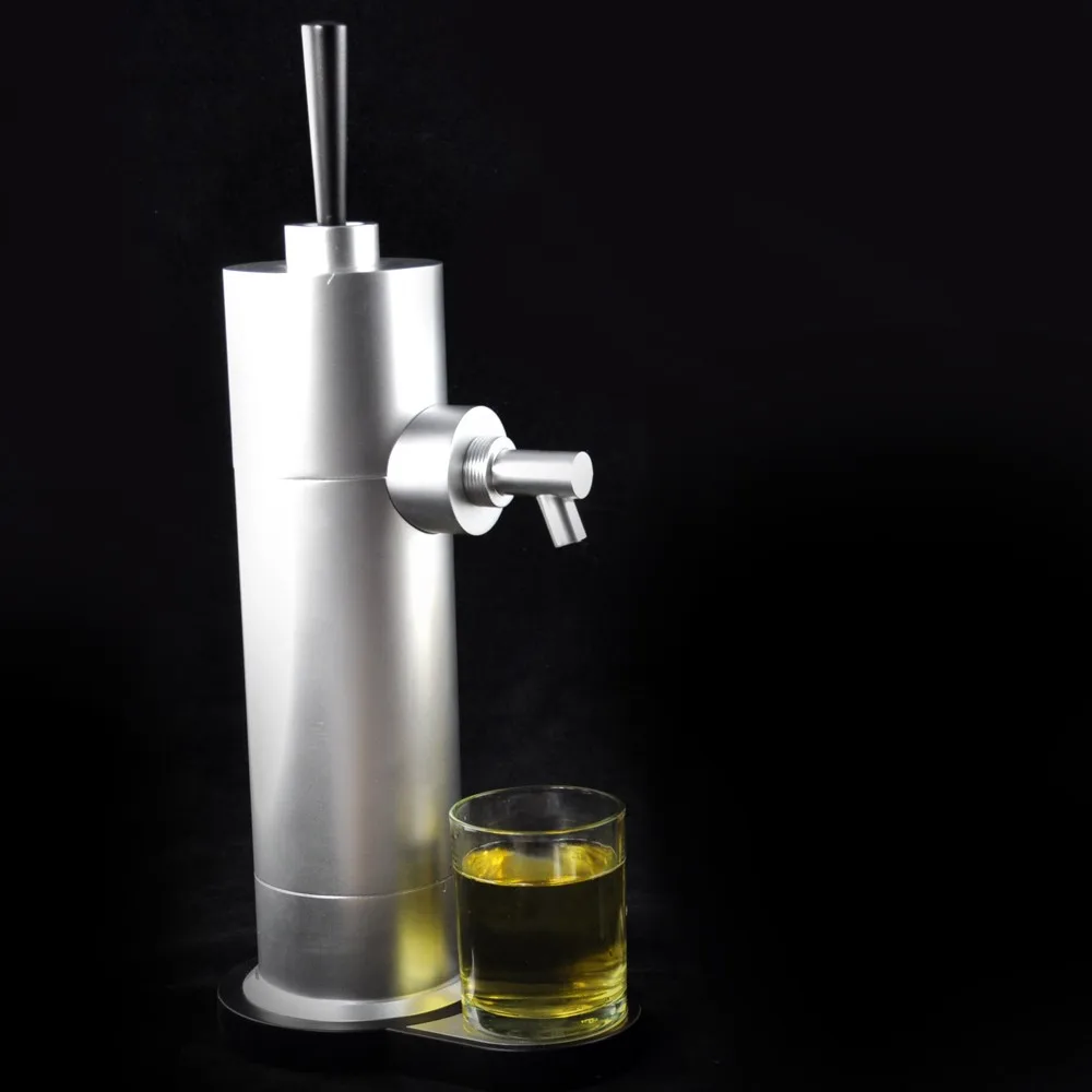 Special ultrasound Beer server can make beer foam in beer cans!