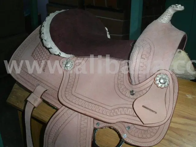 New custom Imported Leather Saddle Handmade Jumping Endurance Western Horse Riding racing equipment all seasonal outdoor sports