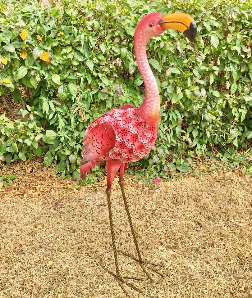 
outdoor garden decoration white Metal Swan 