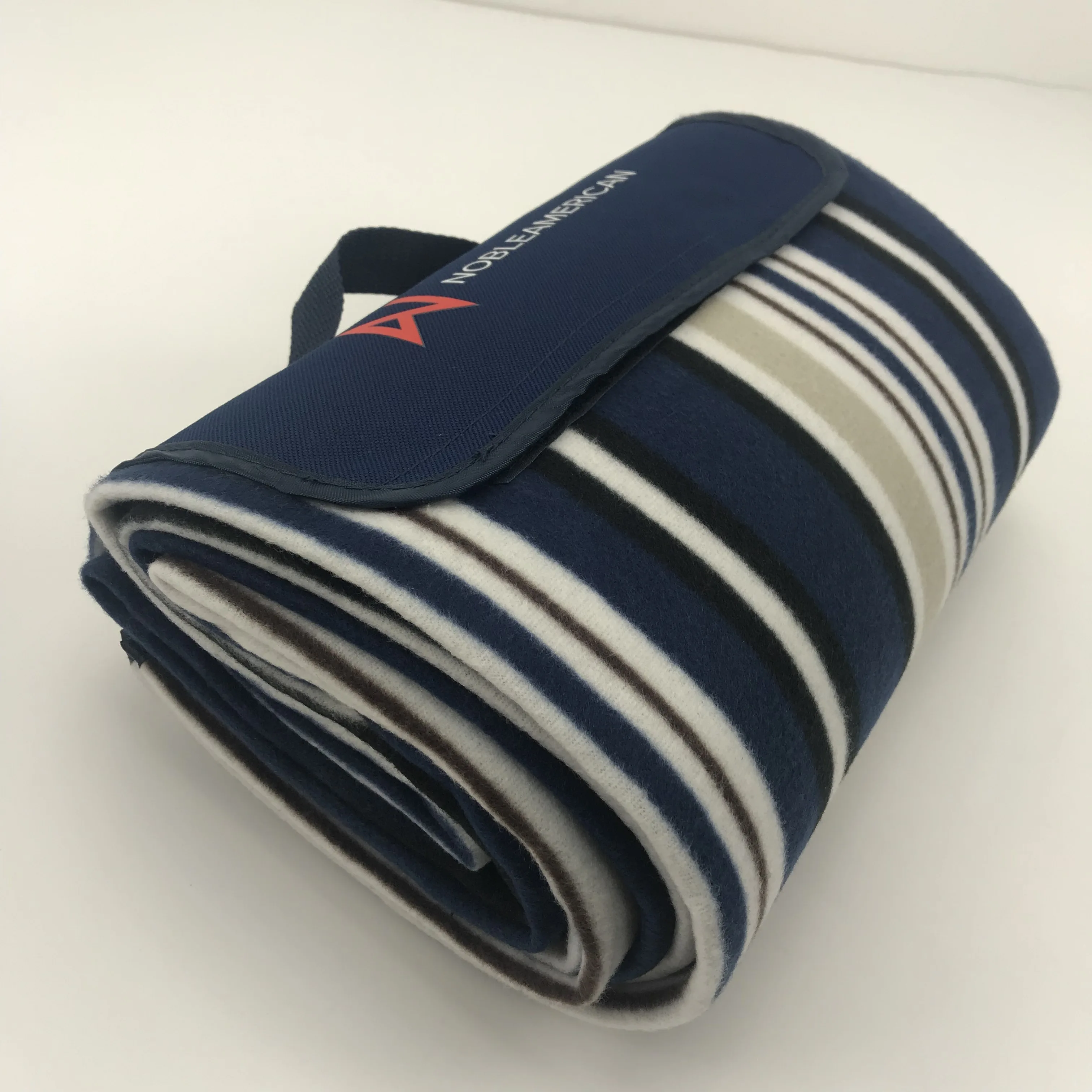 BSCI Factory Wholesale Custom Outdoor Waterproof Stripe Foldable Travel Beach Picnic Blanket for Outdoor