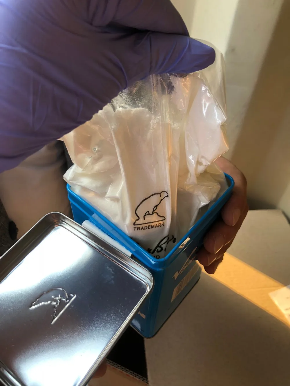 bulk vanillin with factory price used as flavour for food cake ice cream