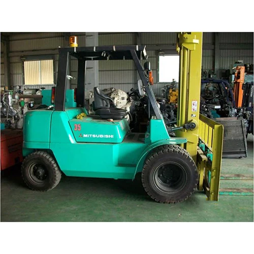  Б/у вилочный погрузчик MITSU-BISHI FD35T секундная