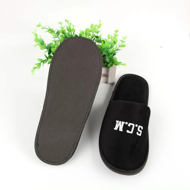 Custom made house hotel slippers black for guests