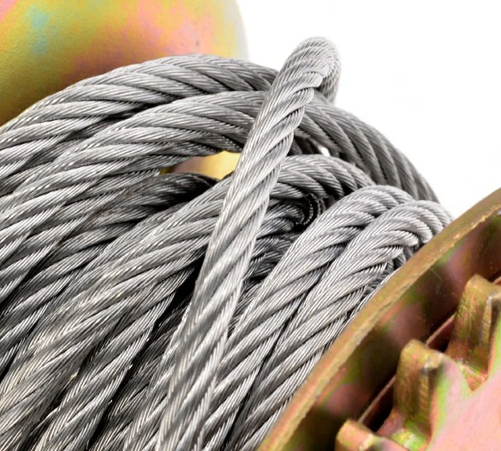 600lbs Capacity Heavy Duty Hand Winch