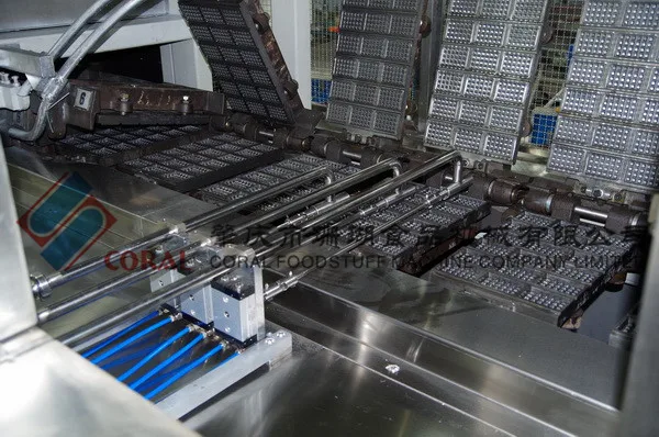 Automatic waffle chocolate machine/chocolate biscuit machine/chocolate wafer making machine