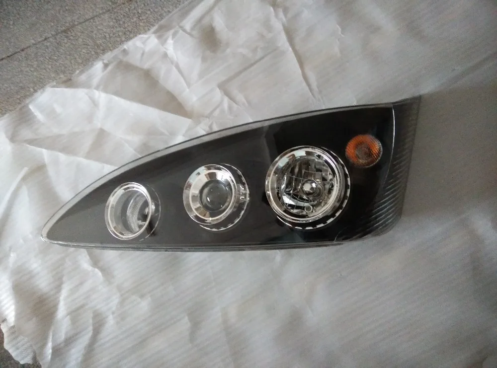 
Popular in Thailand bus 24V Voltage headlamp head light spare parts HC-B-1046 