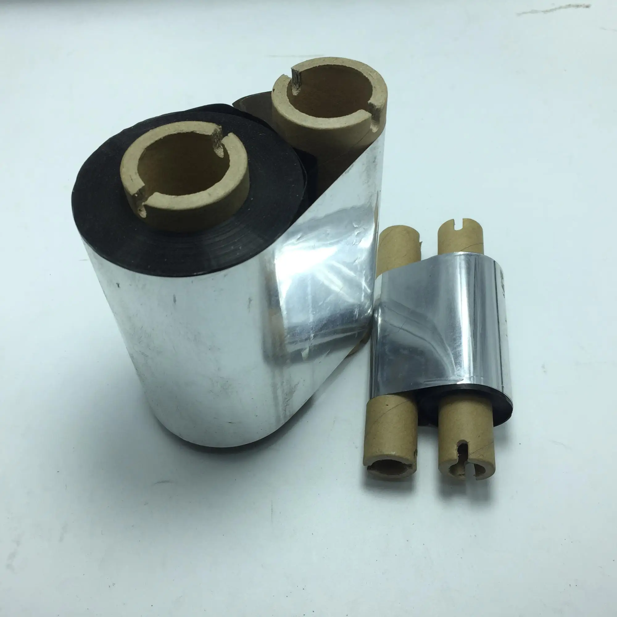 Дешевые цены одежда этикетки печати совместимость мыть черный термальность передачи чернил принтера ленты