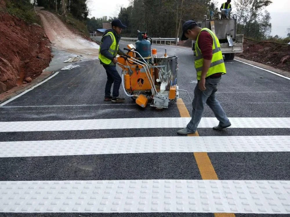 LXD  self-propelled convex line road marking machine