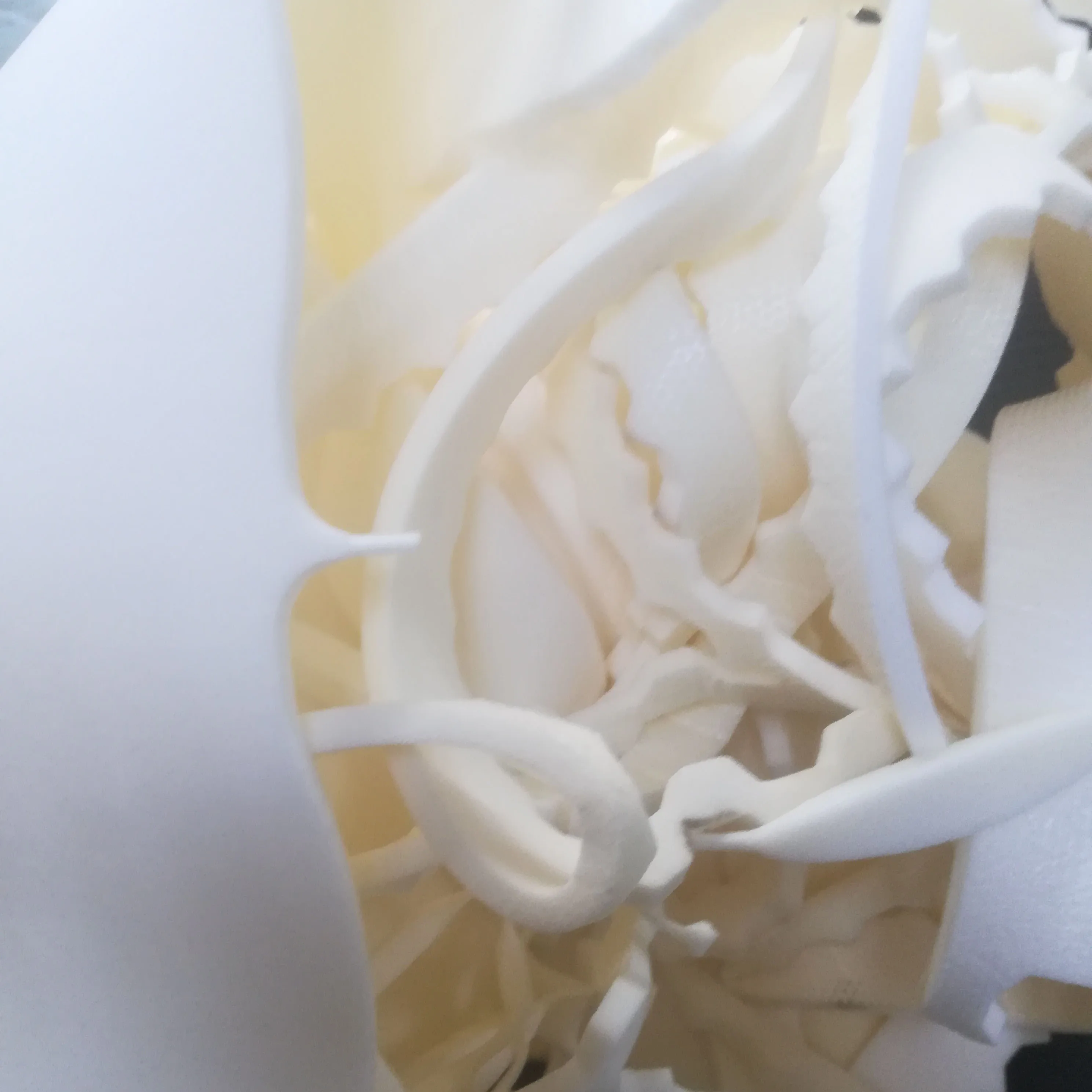 Amazon 100% Thai natural latex rubber scrap clean and impurity-free toy pillow cushion stuffing