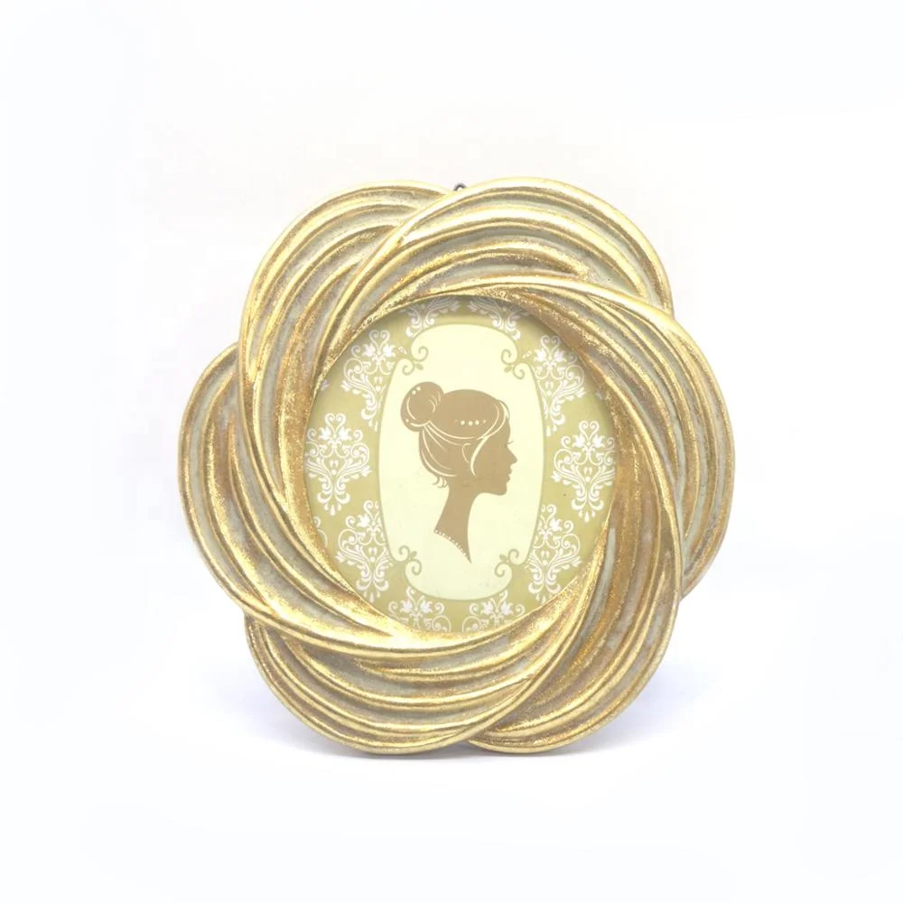 Wholesale artificial mini funny round flower shape  photo frame resin 4x4 glossy green cream