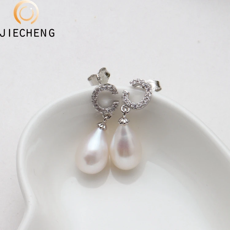 Fashion designs 10mm pearl earring zircon freshwater pearl dangle drop stud earrings for women