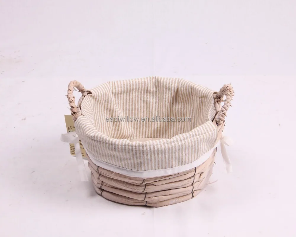 Natural colour Rush bread basket with handle