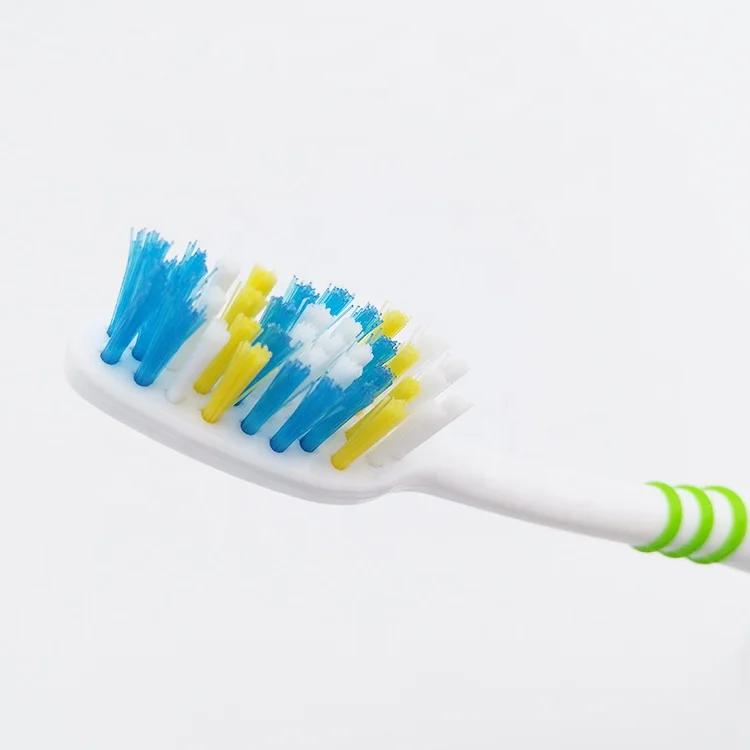 China OEM Nylon Bristle Adult Toothbrush