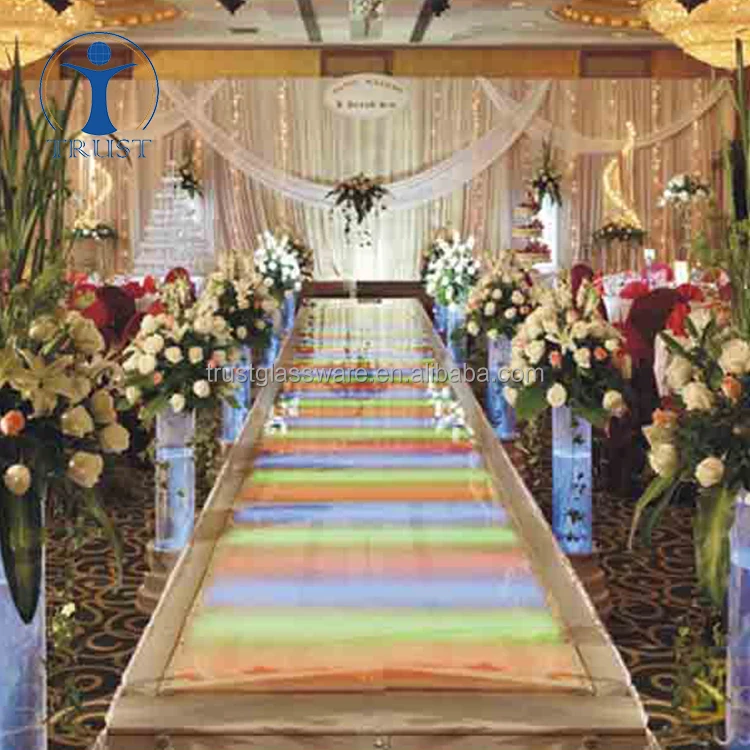 High Quality Factory Hand Made Customize supply wholesale CE fashion Tall Straight wedding glass vases