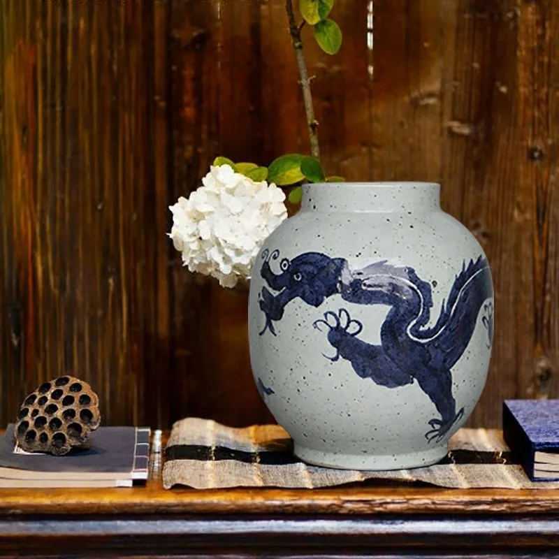 Bule and white porcelain home decorate ,big antique ceramic jar for pictures ,umbrella and fish with good price and high quality