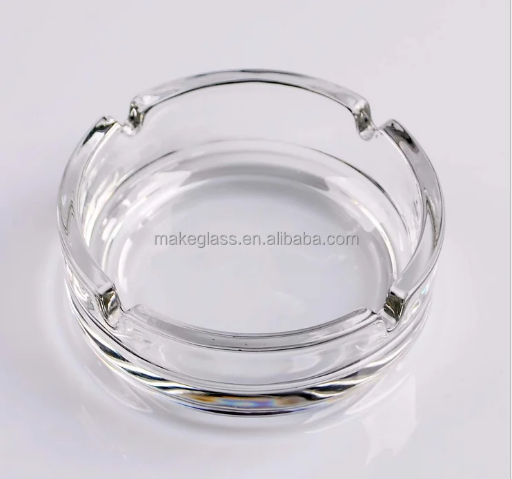 TRANSPARENT GLASS ASHTRAY