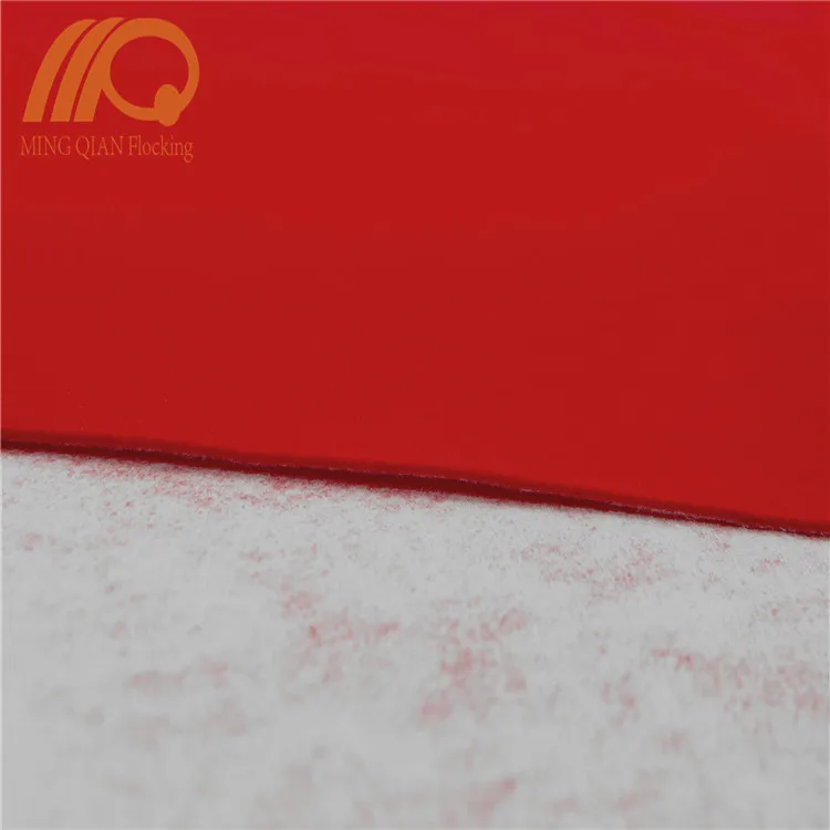 
 Красный цвет стекались обивочные ткани для ювелирных изделий внутри  