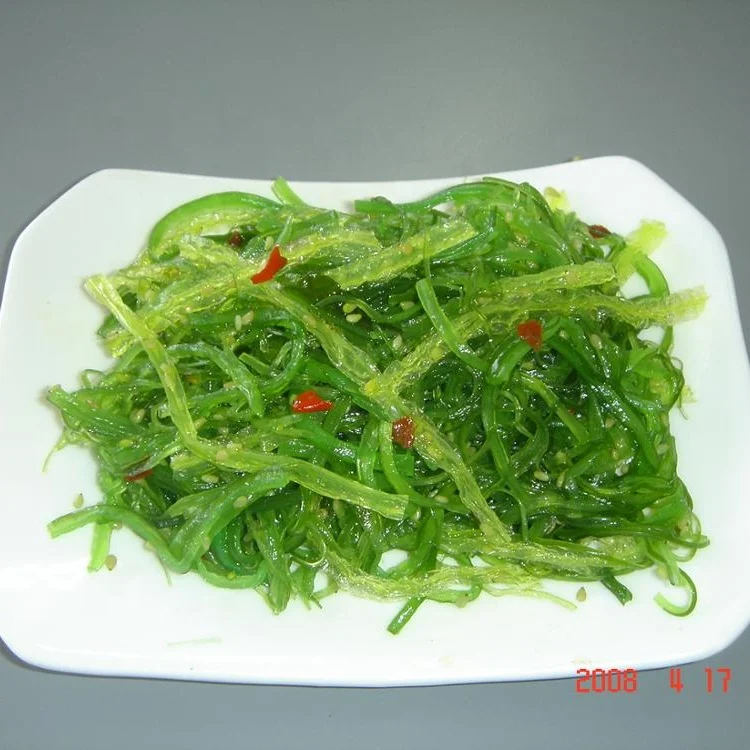 
 Здоровый замороженный салат из морских водорослей chuka wakame  