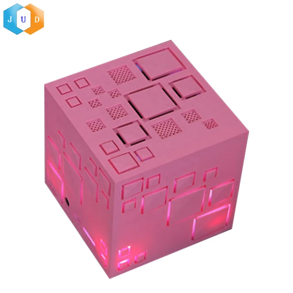 
JD 2019 Hot LED Flashing Wireless BT Cube Speaker Rechargeable Bass Square Cubic Wireless Speaker Christmas Portable BT Speaker 