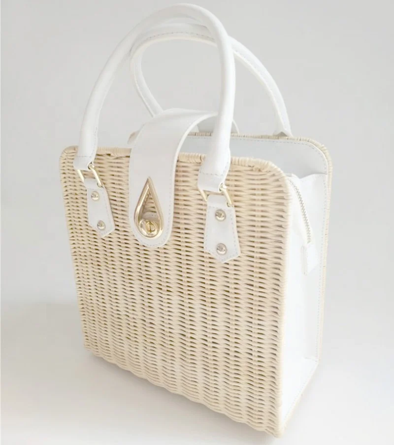 Factory outlet rattan and PU handle  woven straw small white lady hand bag