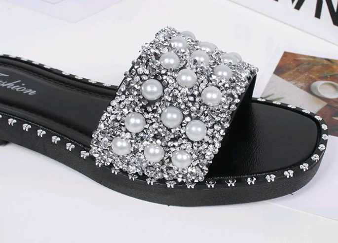 New fashion slipper flat PU footwear design woman pearl beach sandals