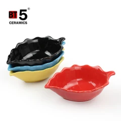 Japanese Casual Leaf Shape Ceramic Chip And Dip Bowls Set Mini Sushi Dipping Sauce Serving Bowl Dishes