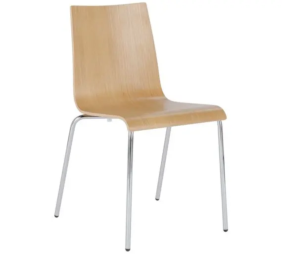 Изогнутое деревянное кресло с хромированными ножками для ресторана