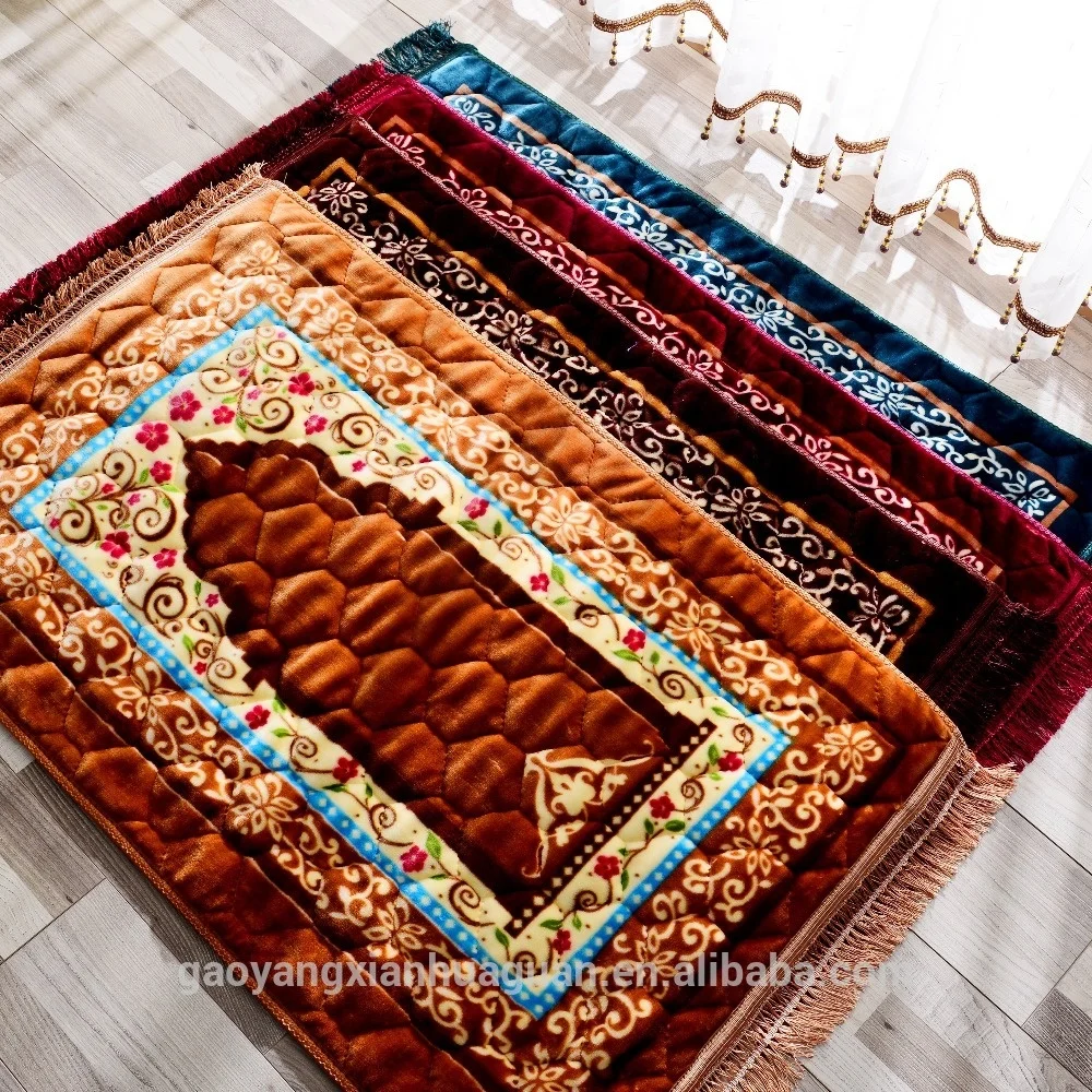 High Quality New design classical anti slip Muslim prayer rug  muslim custom mosque carpet custom sejadah