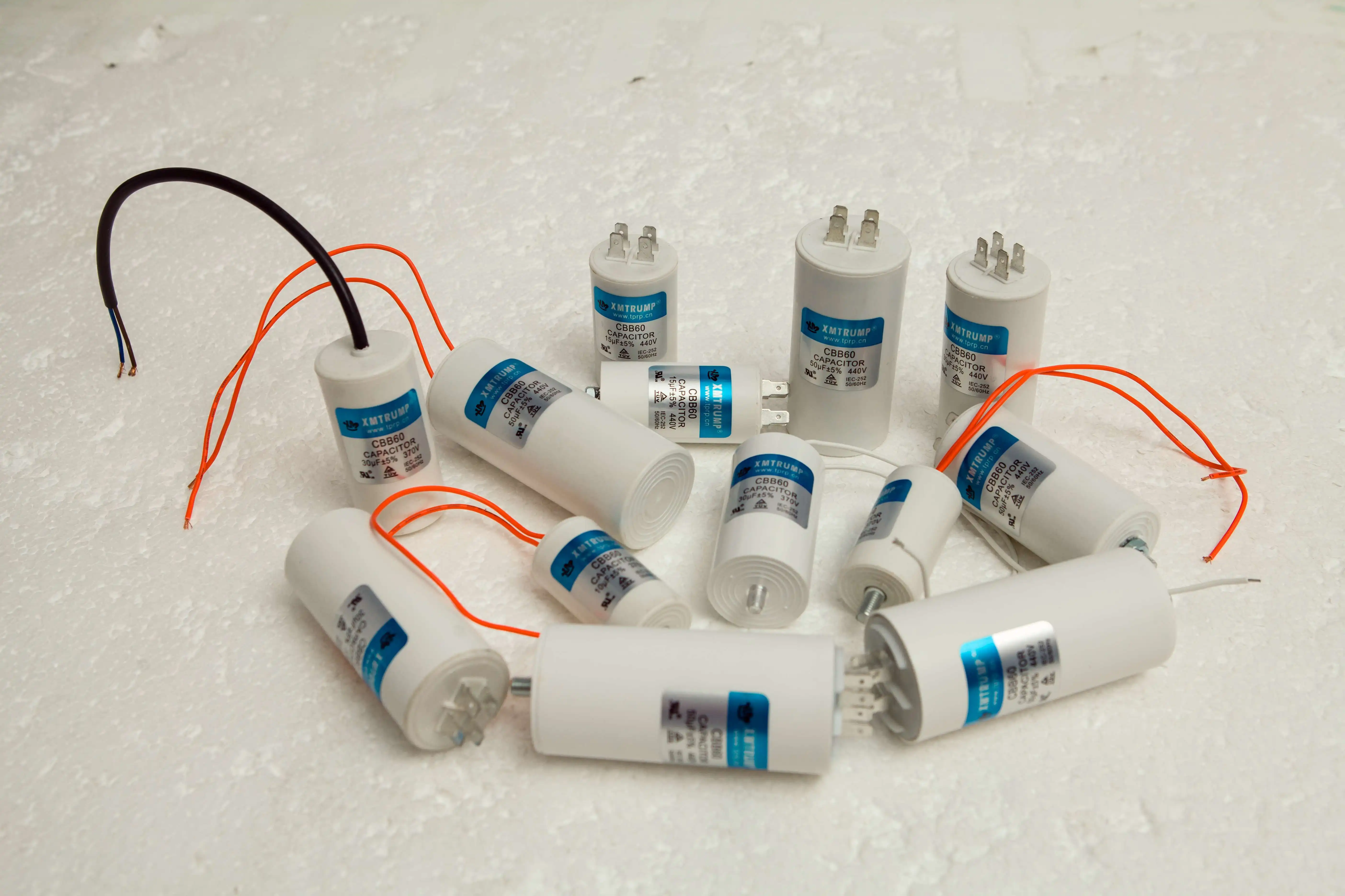 
Customized professional cbb60 capacitor 450v 