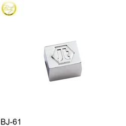 Zinc Alloy Custom Engraved Metal Logo Beads Charm Bracelet Beads for Gift