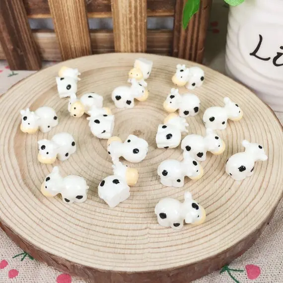Resin Flatback Flat Back Cabochon Kawaii DIY Resin Craft Decoration Mini Cow Fairy Garden Miniatures Terrarium Figurines