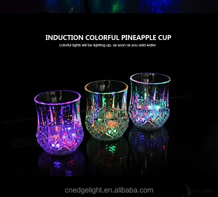 СВЕТОДИОДНЫЕ чашки для напитков, разноцветные Пластиковые блестящие чашки RGB, 0,2 Вт, пластиковые чашки со снежинками для ночного бара/ресторана