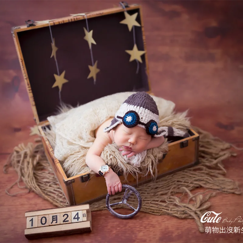 Pilot suit,Astronaut costume,baby aviator handmade crochet cotton pants underwear with hat and scarf,newborn photo props