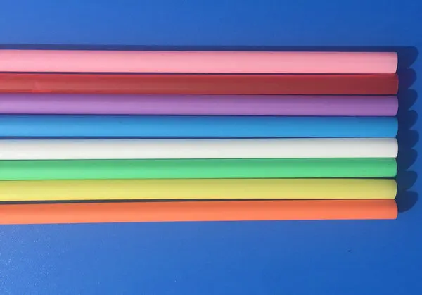 Машина для производства пластиковых питьевых трубок