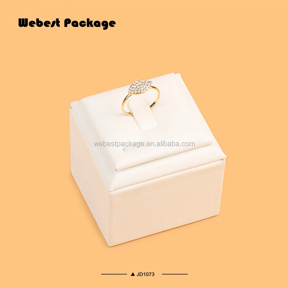 
Webest first class high level customized good-looking portable jewelry display velvet ring 