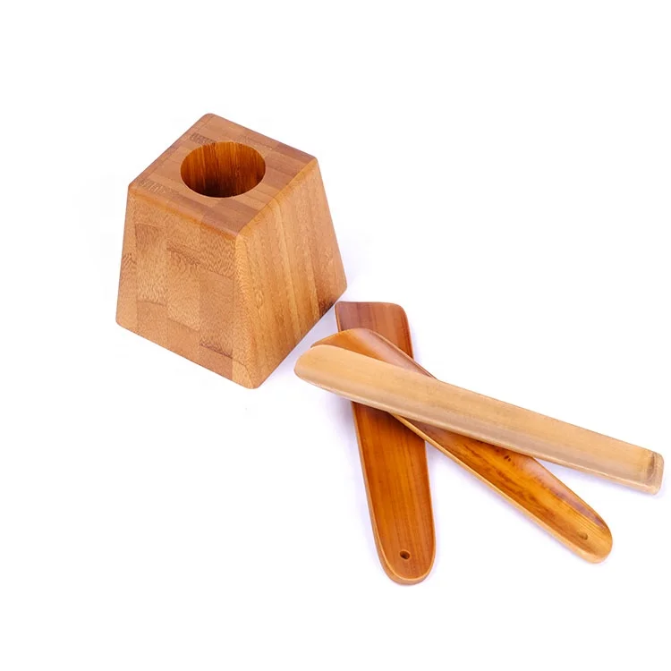Bamboo long handle high quality durable on sale humanized design hand shoe horn