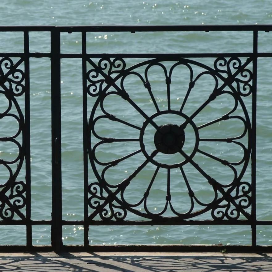 Prima balcony/indoor/outdoor  used wrought iron railings for sale