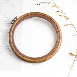 High Quality Wholesale Cross Stitch Accessory plastic Round Wooden Pattern Frame Flexible Embroidery Hoops
